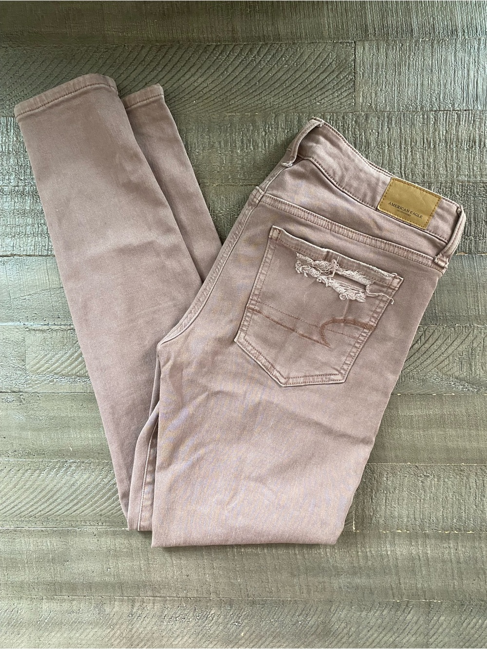 American Eagle Super Stretch X Distressed Skinny Jeggings Mauve Women’s Size 8